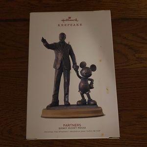 Hallmark Disney 2018 ornament